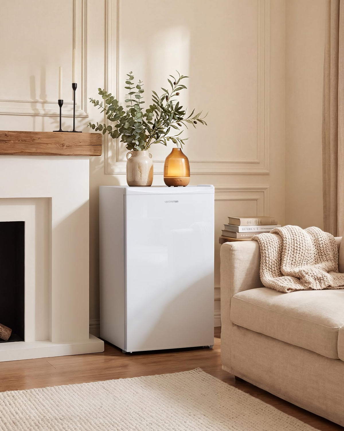 Upstreman 3.2 Cu.Ft Mini Fridge with Freezer, Black-BR321