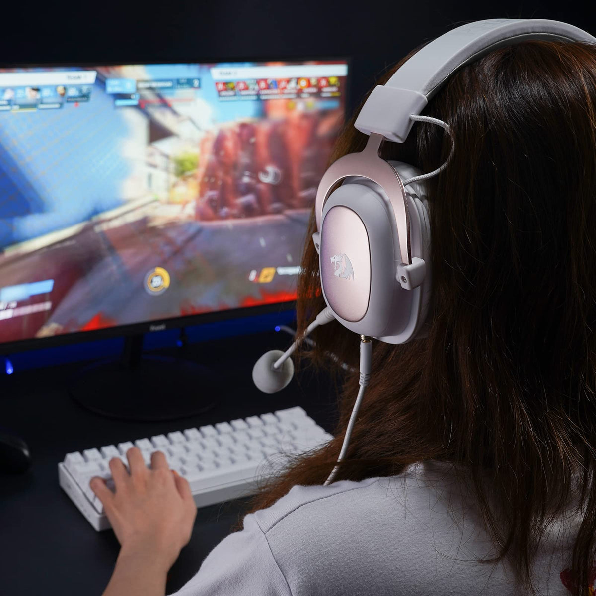 Redragon H510 Zeus Wired Gaming Headset - 7.1 Surround Sound - Memory Foam Ear Pads - 53MM Drivers - Detachable Microphone, Works for Multi-Platforms PC, PS4/3 & Xbox One/Series X, NS