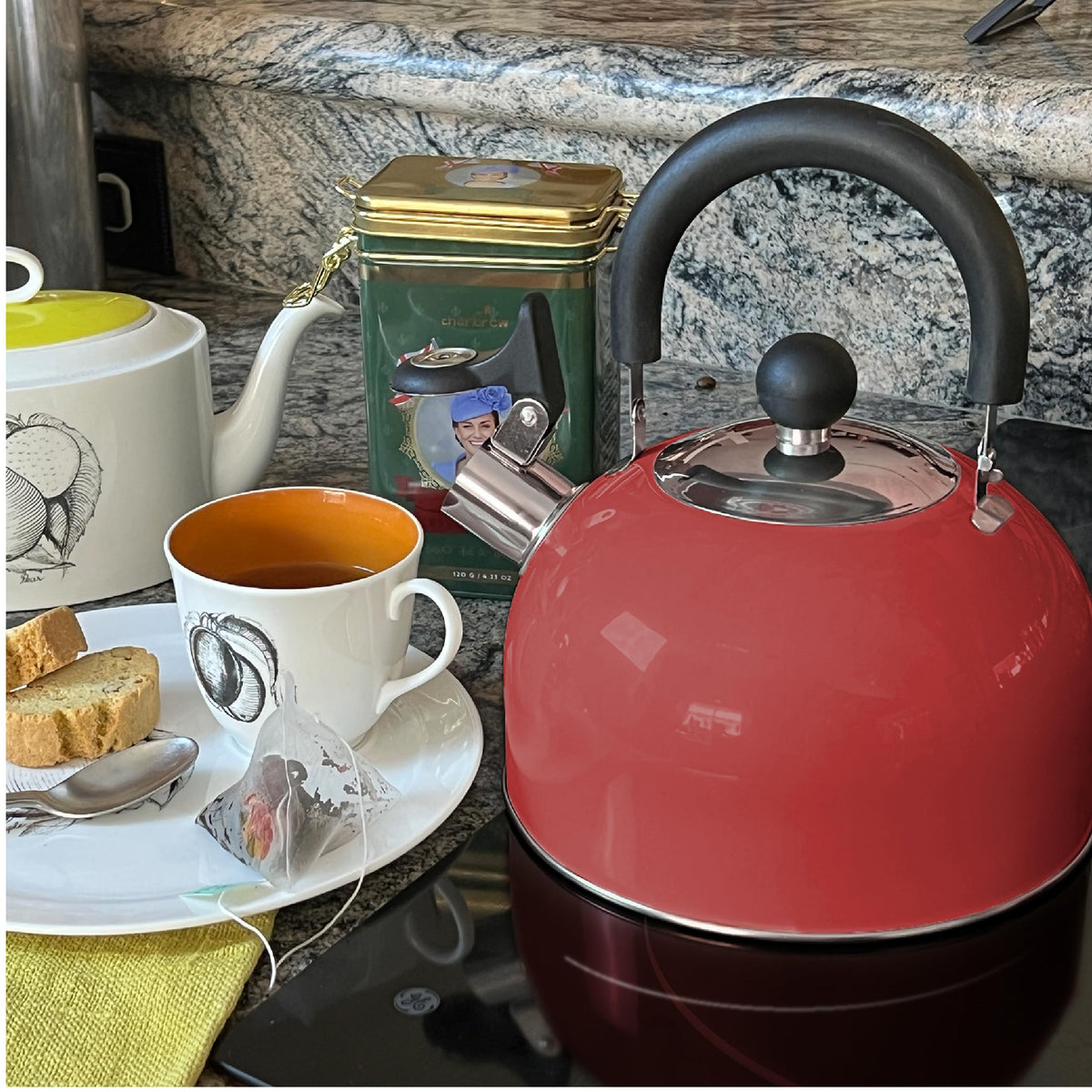 Lily's Home 2 Quart Stainless Steel Whistling Tea Kettle, the Perfect Stovetop Tea and Water Boilers for Your Home, Dorm, Condo or Apartment. (Blue)