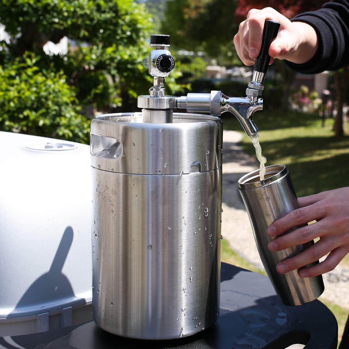 TMCRAFT 128OZ Double-Walled Mini Keg Growler, Pressurized Home Beer...